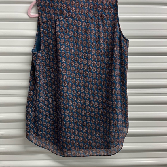 CAbi Floral Sleeveless Ruffle Top - Blue and Orange Size L - Picture 2 of 3